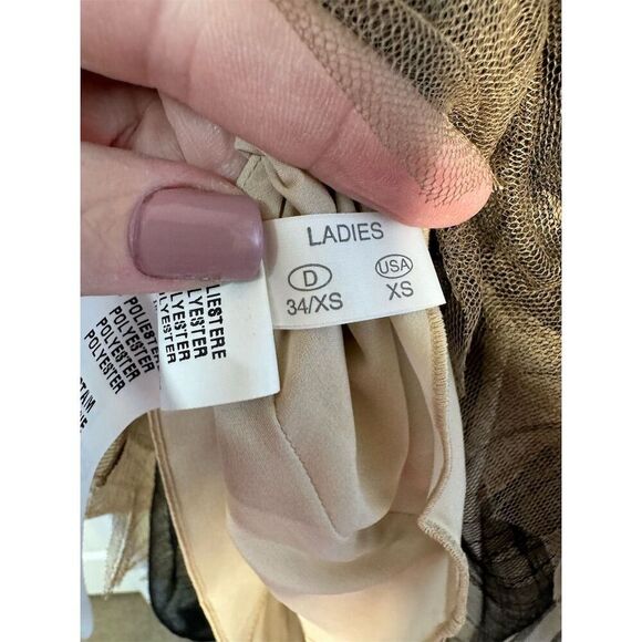 Elegant Black and Gray Women's Blouse - Picture 7 of 9